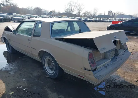 1981 Chevrolet Monte Carlo z USA, uszkodzony, nr VIN 1G1AZ37J6BK476036